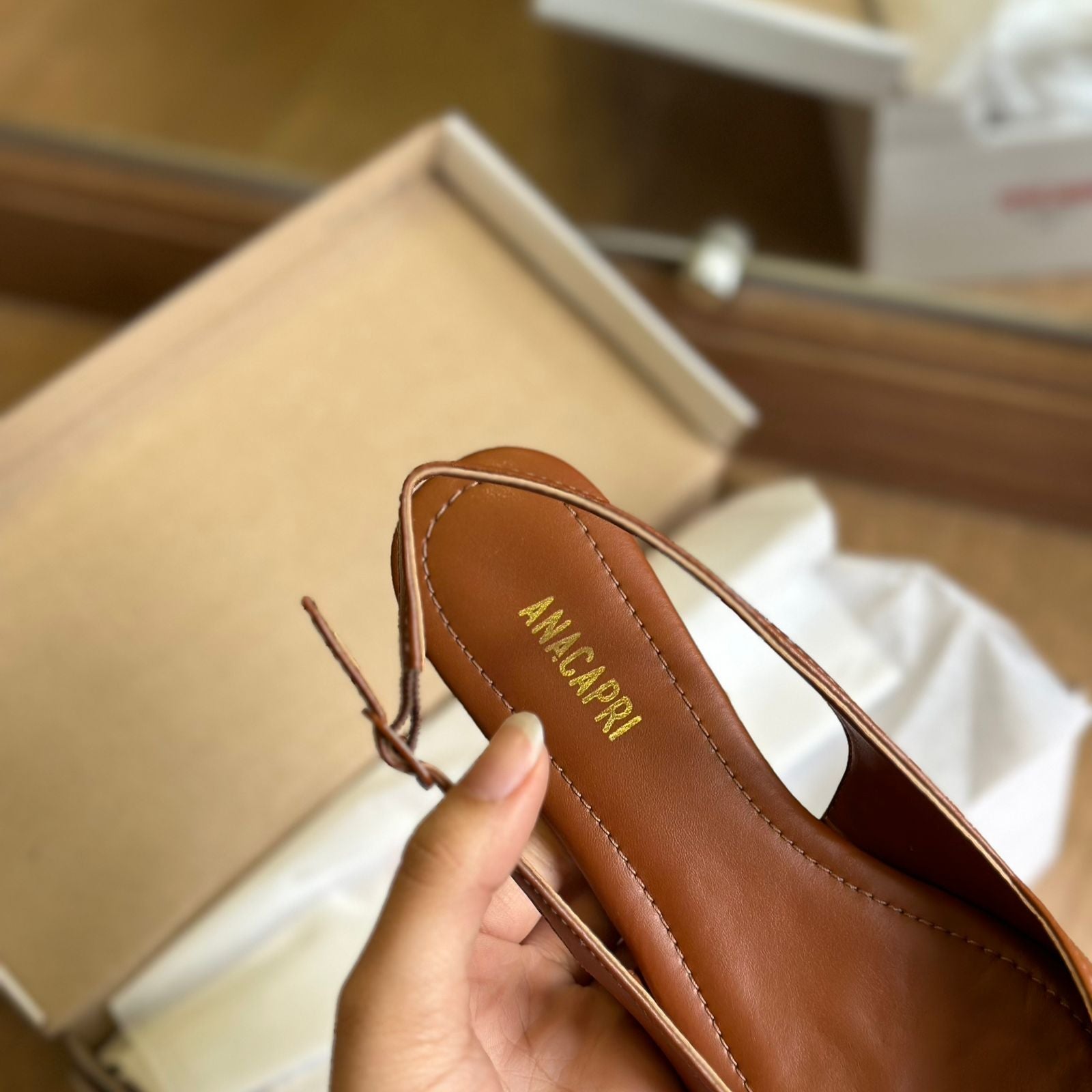 Sapatilha Ana Capri Slingback Salto Bloco Corte Triangular C305700015